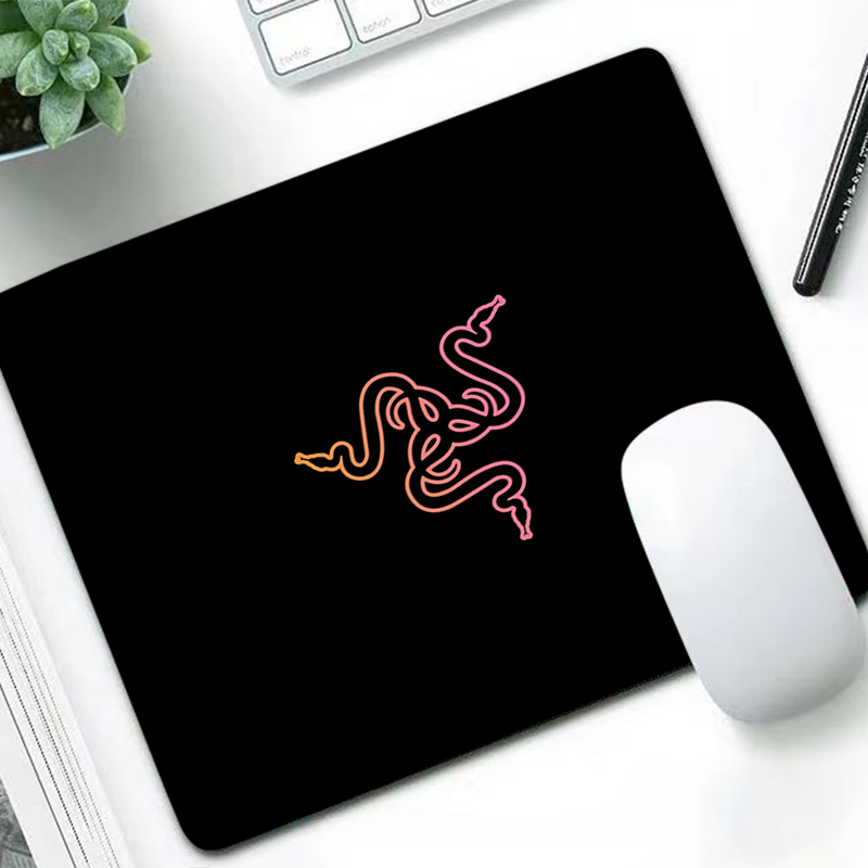 Razer Luxury Mouse Pad Anime G – обзор и цена Laptop Office Accessories